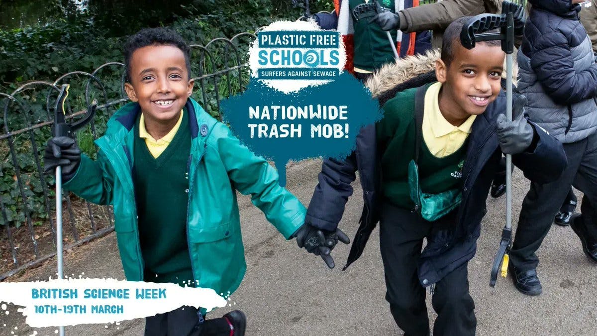 This March, #PlasticFreeSchools is linking up with #BritishScienceWeek for a nationwide TRASH MOB! Pupils will collect and analyse vital data (plastic pollution) found on their school grounds, exposing the problem and holding polluters to account ✊

https://t.co/q5Jsf3vZ9m https://t.co/DYhlVpiGB3